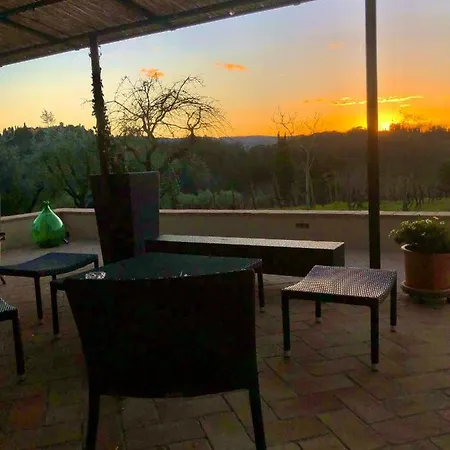 فندق مبيت وإفطار Casa Loumavi Selvatelle