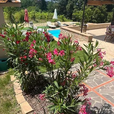 فندق مبيت وإفطار Casa Loumavi