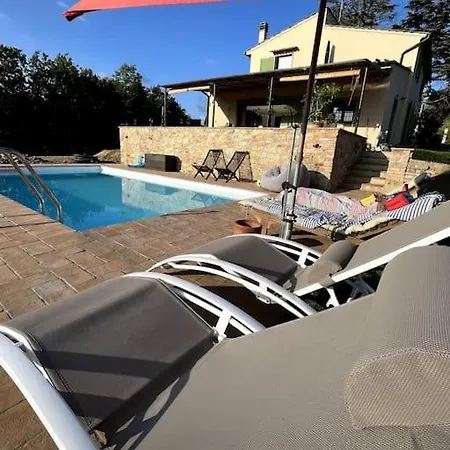 Casa Loumavi فندق مبيت وإفطار *